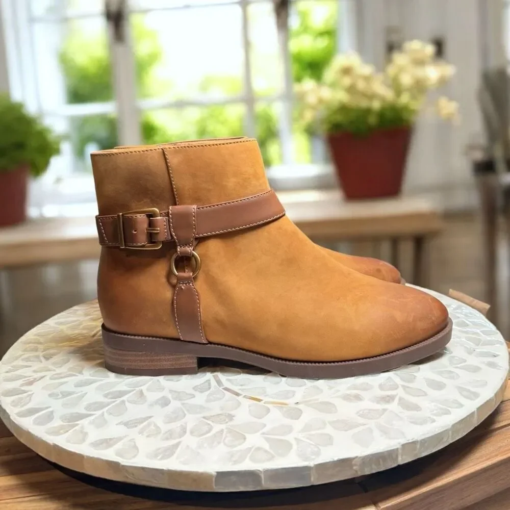 Vionic $190 Rhiannon Equestrian Ankle Boots Cognac Nubuck Leather Buckle Detail